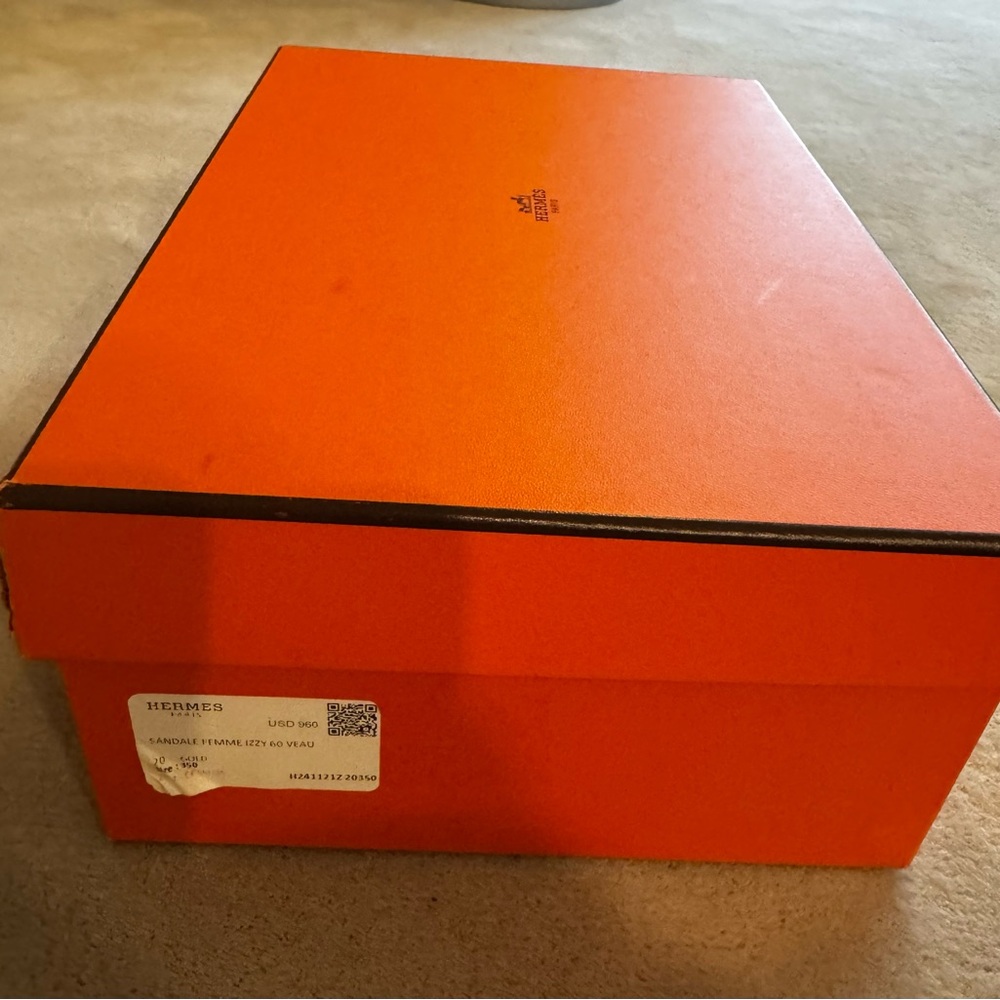 Hermes brand new in box sandals - Picture 5 of 5